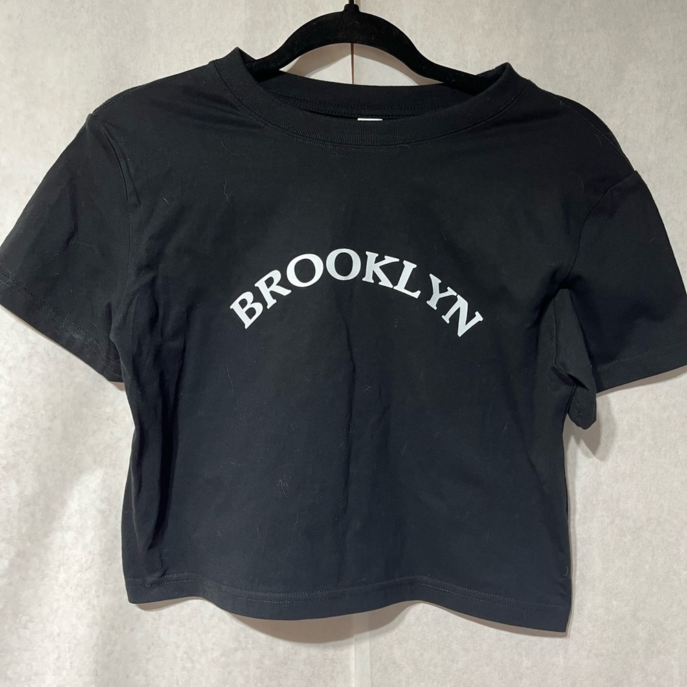 Chic Black Crop Top‎ with Brooklyn Design